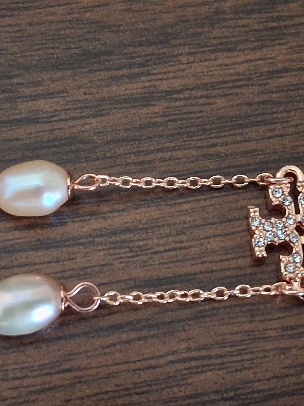 🌷Tory Burch Rose Gold Immitation Pearl And Crystal Pave Kira Logo Necklace NWT - Picture 12 of 15